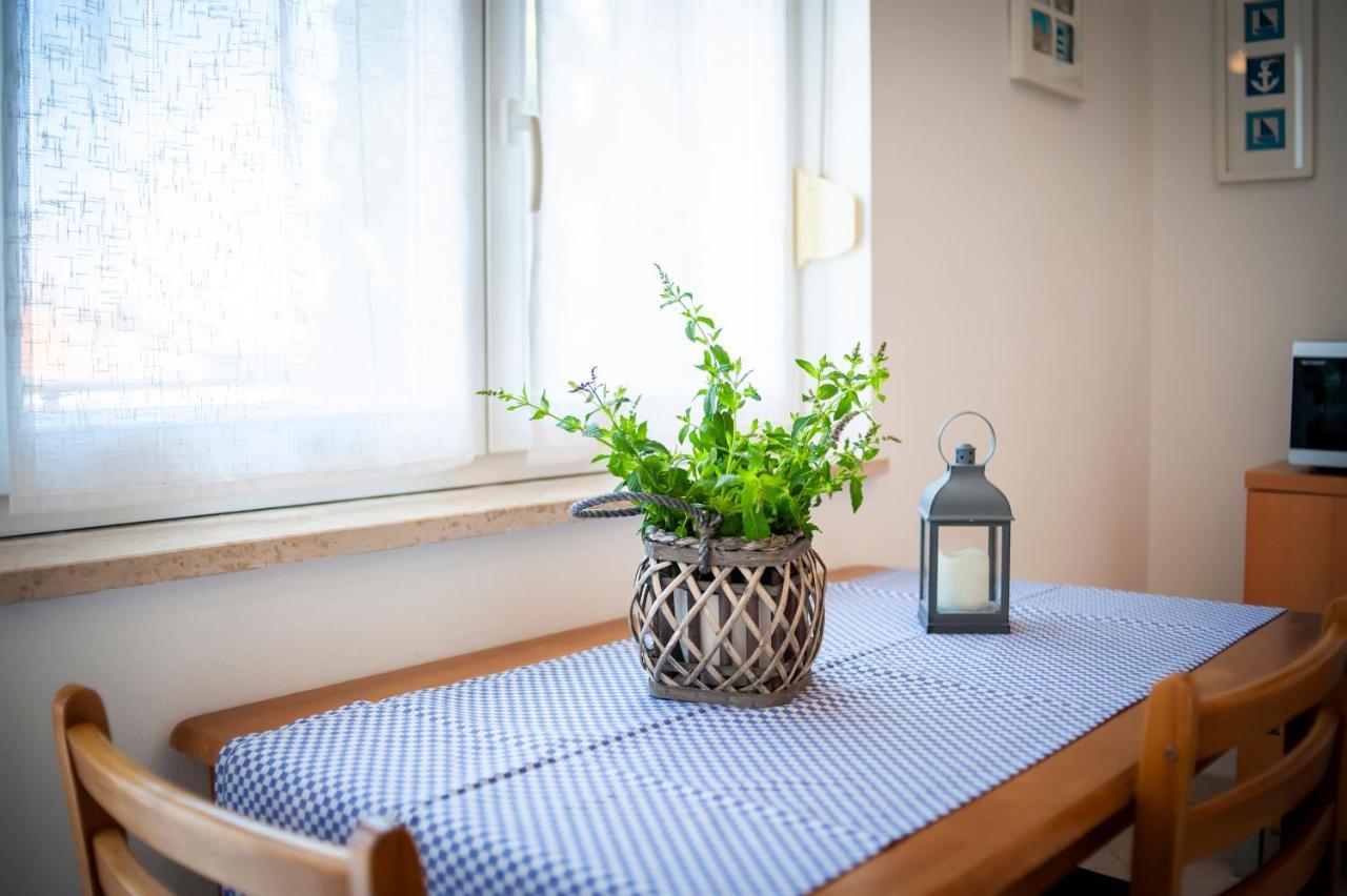 Apartment Casa Banko ロヴィニ エクステリア 写真