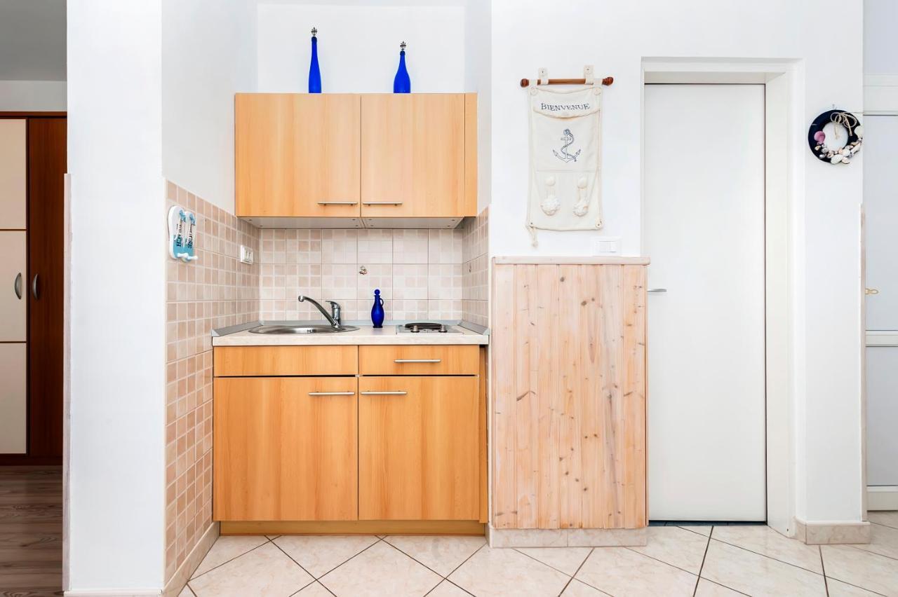 Apartment Casa Banko ロヴィニ エクステリア 写真